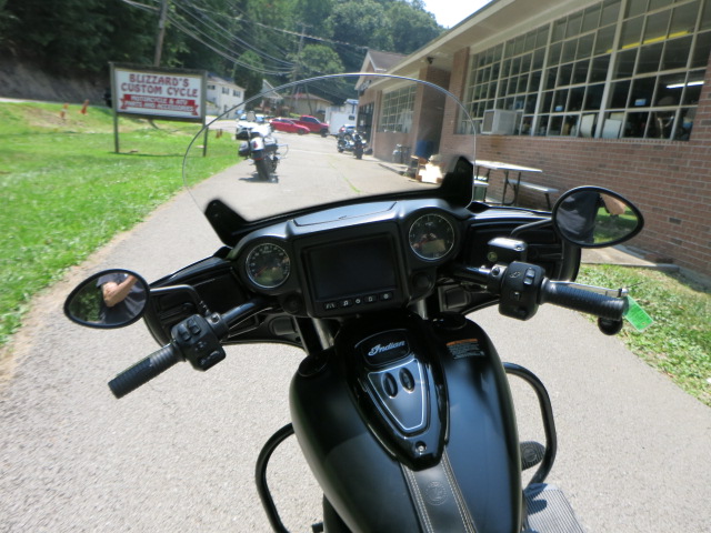 2018 Indian Motorcycle Indian® Chieftain Dark Horse® - Photo 12